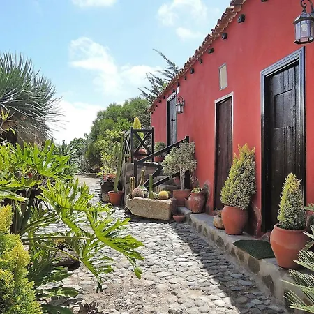 Relaxing Getaway In Arico La Sabinita, Cleaning Included *