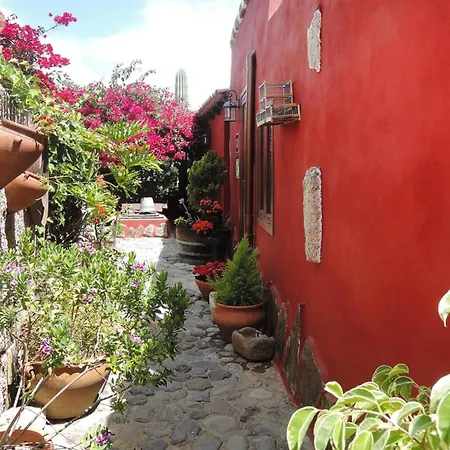 Holiday home Relaxing Getaway In Arico La Sabinita, Cleaning Included *